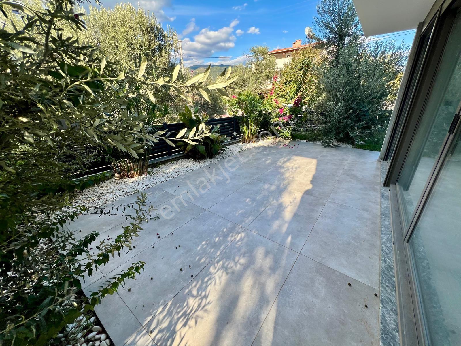 Aras Emlaktan Narlıda Denize 150 Metre 4+1 Villa — fotoğraf 7