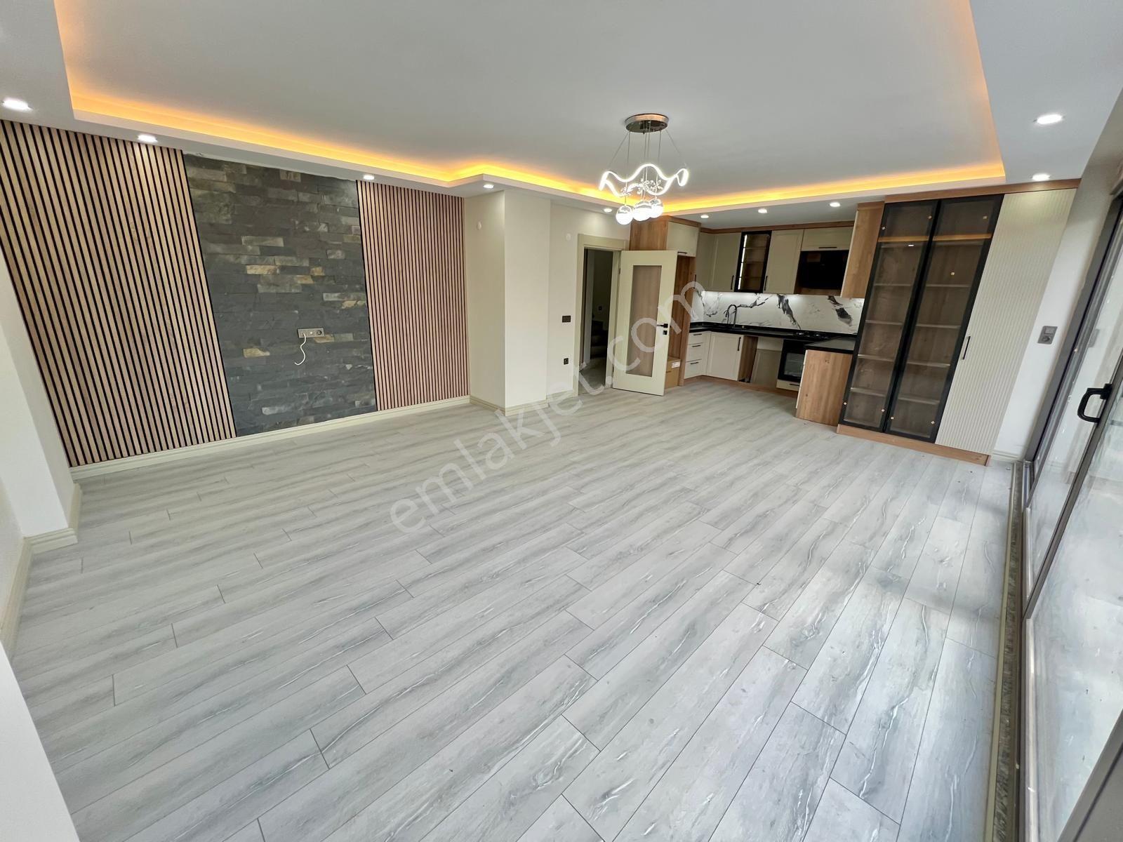 Aras Emlaktan Narlıda Denize 150 Metre 4+1 Villa — fotoğraf 9