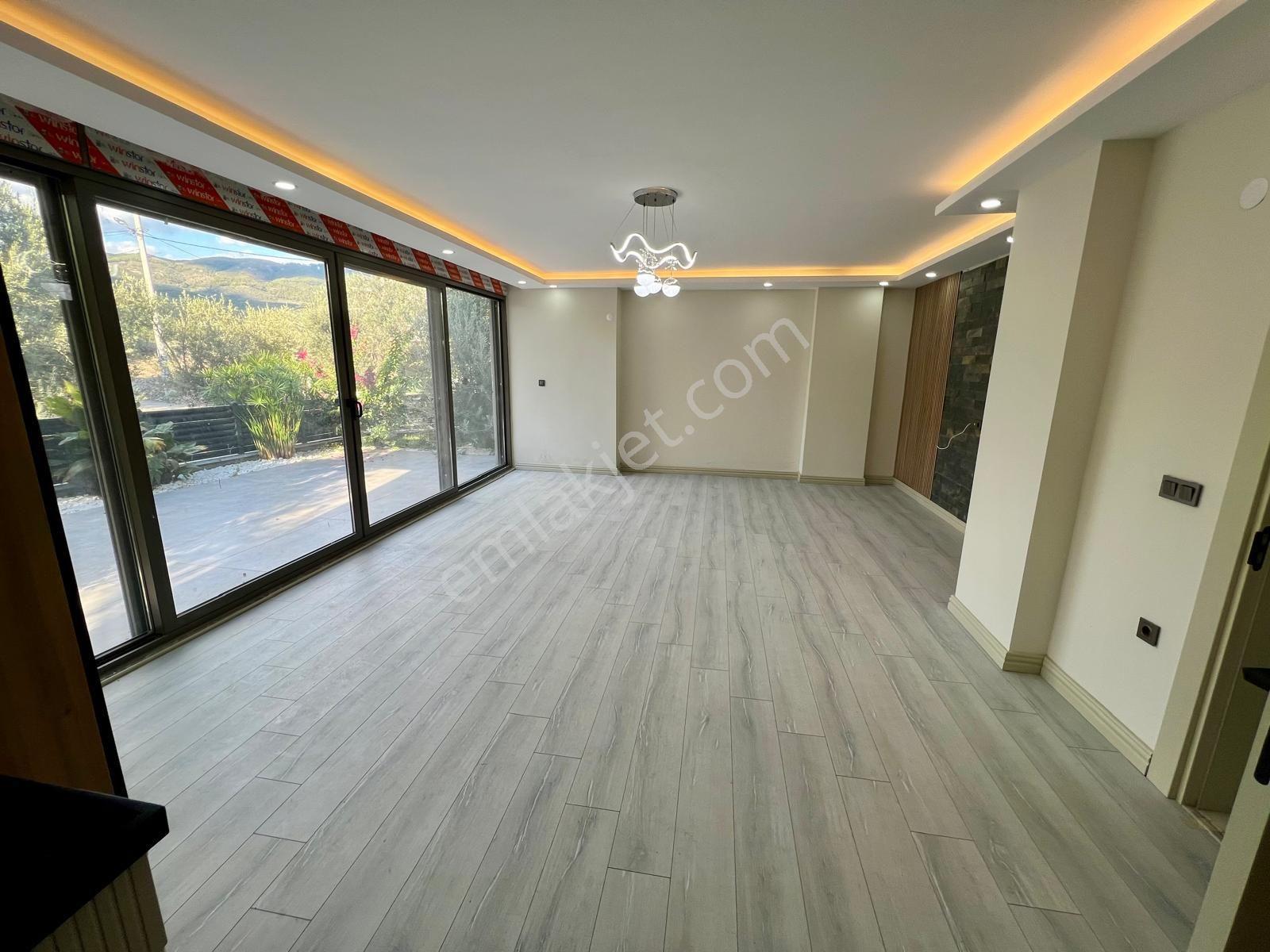 Aras Emlaktan Narlıda Denize 150 Metre 4+1 Villa — fotoğraf 10