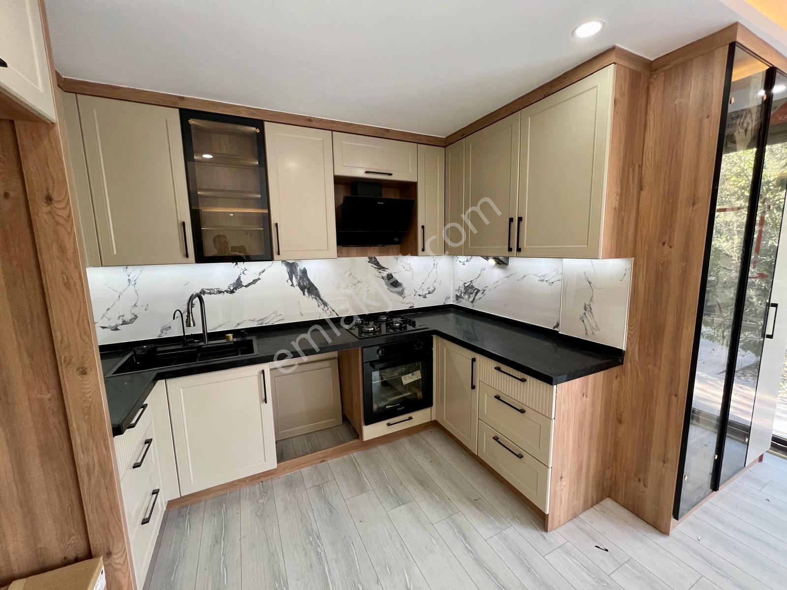 Aras Emlaktan Narlıda Denize 150 Metre 4+1 Villa — fotoğraf 12