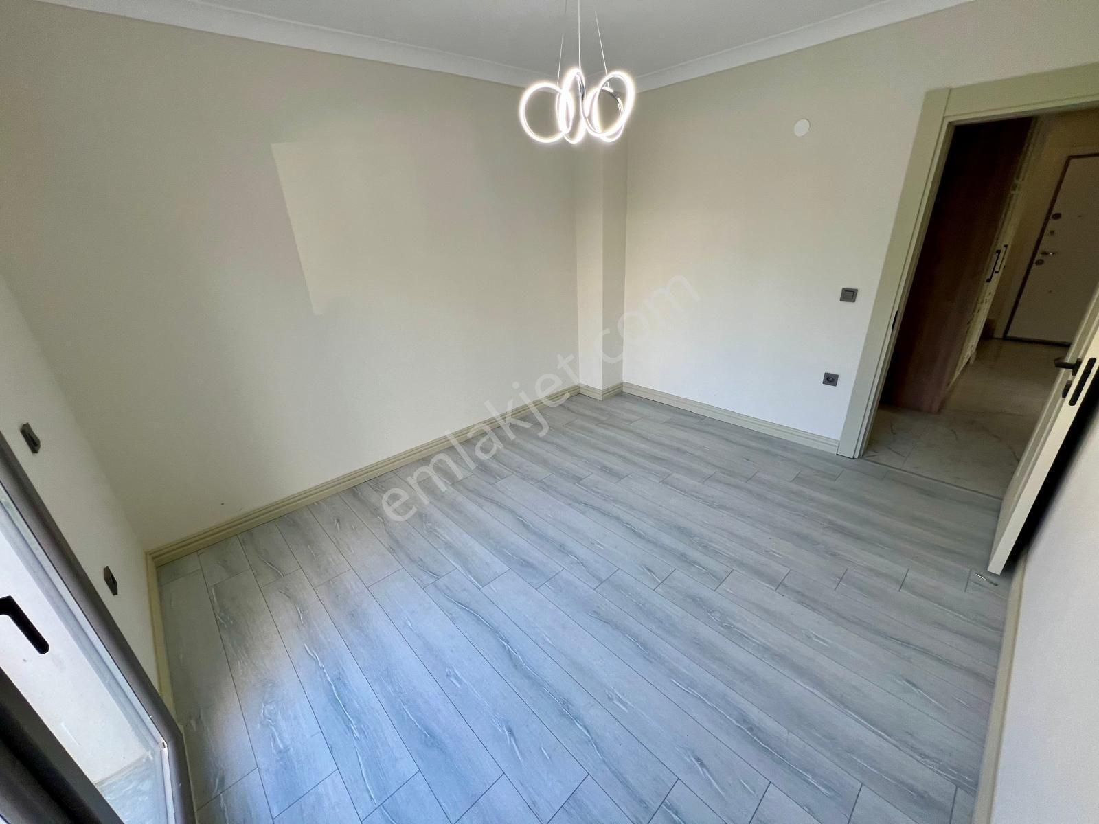 Aras Emlaktan Narlıda Denize 150 Metre 4+1 Villa — fotoğraf 17