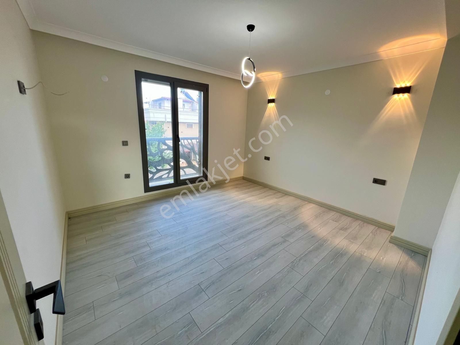 Aras Emlaktan Narlıda Denize 150 Metre 4+1 Villa — fotoğraf 21