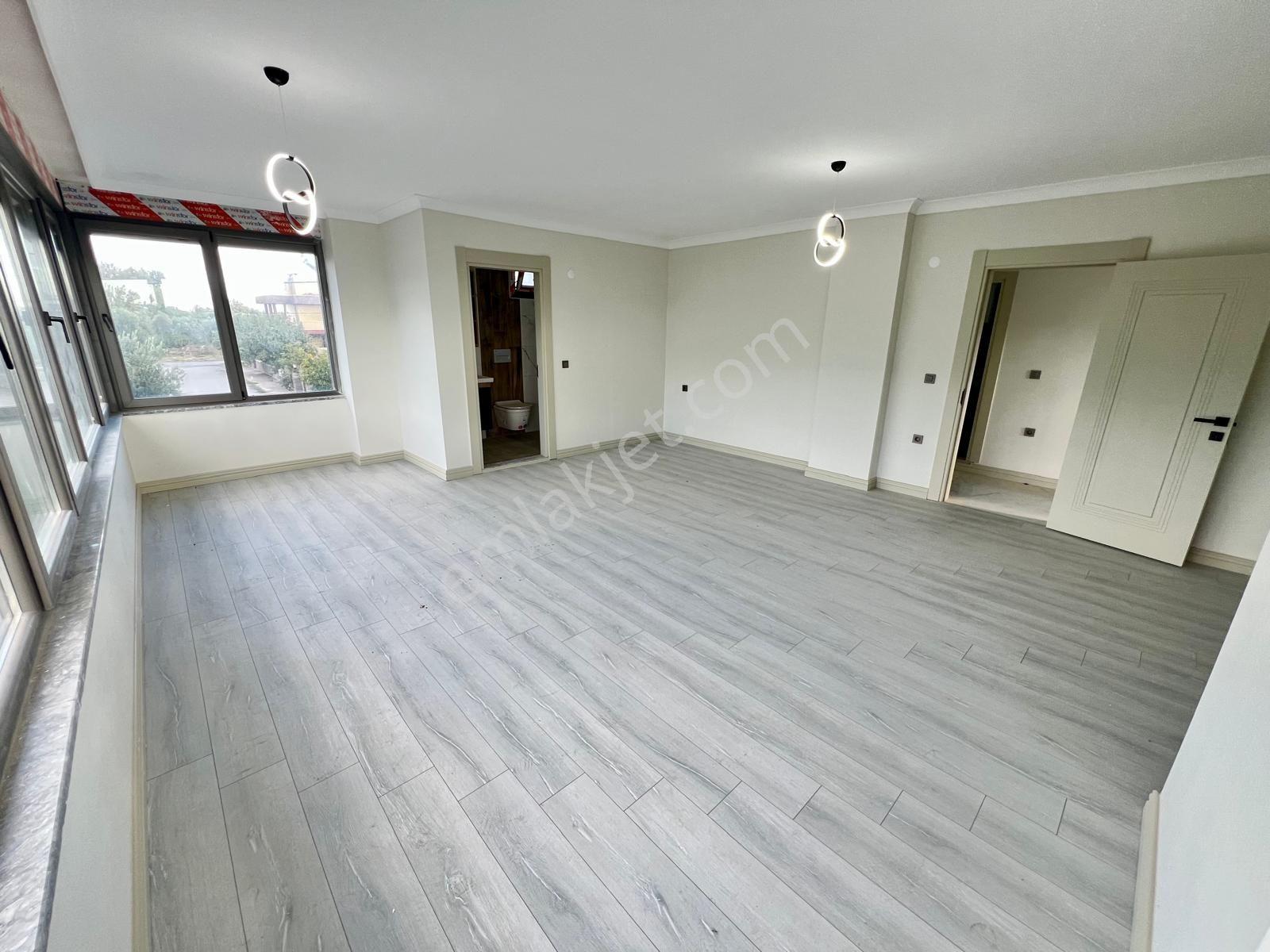 Aras Emlaktan Narlıda Denize 150 Metre 4+1 Villa — fotoğraf 25