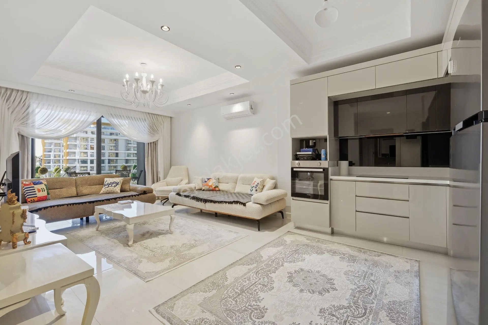 Alanya Türkler Mah.full Aktiviteli Full Eşyalı Satılık 1+1 Daire — fotoğraf 3