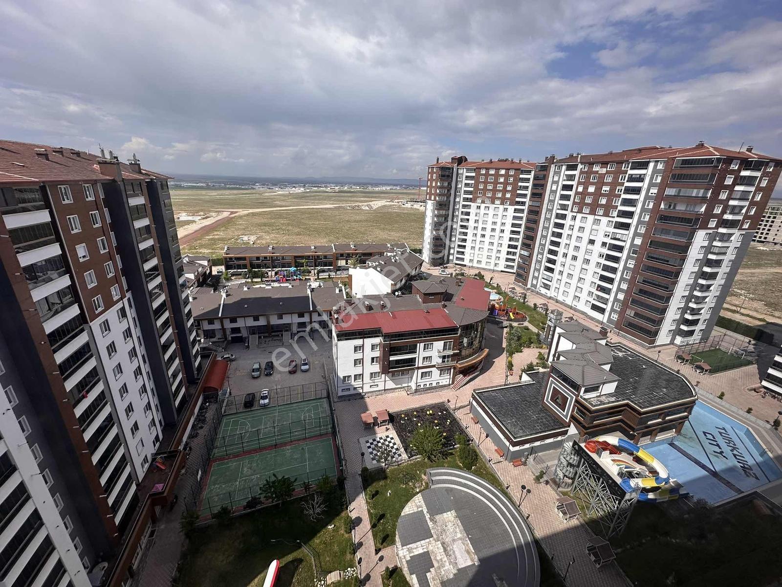 Karaman'ın En Güzide Ve Nezih Sitesinde Satılık 5+1 Daire. — fotoğraf 2