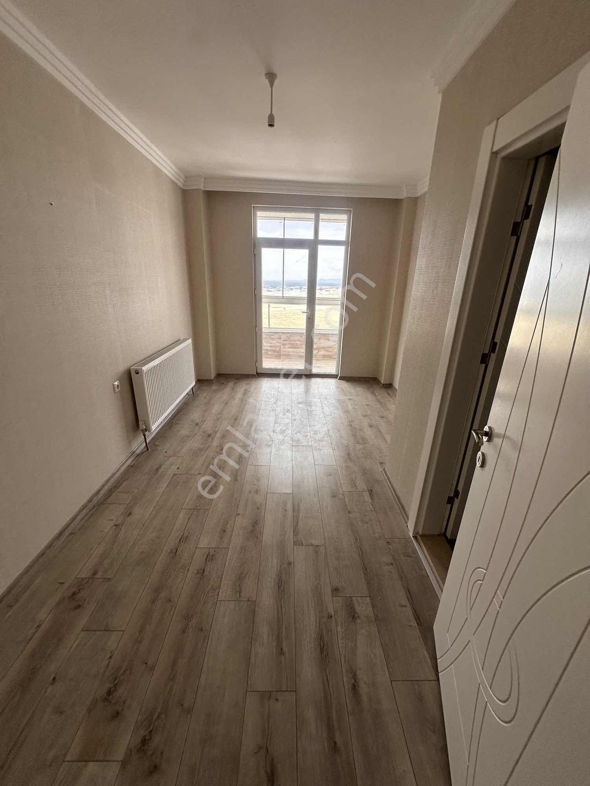 Karaman'ın En Güzide Ve Nezih Sitesinde Satılık 5+1 Daire. — fotoğraf 13