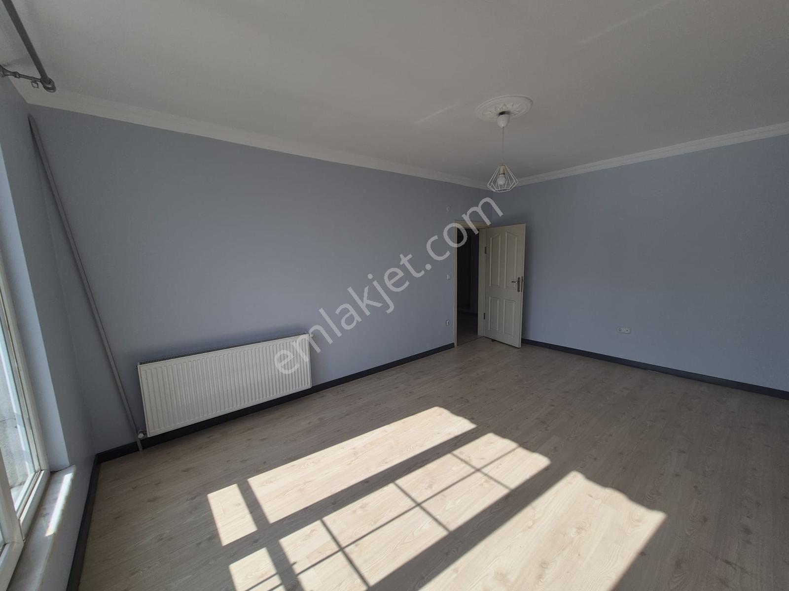 Kartepe'de Satılık 3+1 Geniş Çatı Dubleks Daire — fotoğraf 17