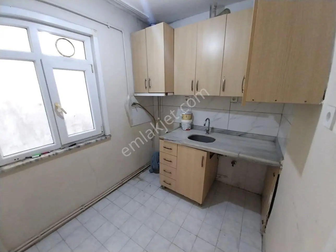 Sultan Muratta Satılık 2+1 75m2 Balkonlu Fırsat Daire — fotoğraf 5