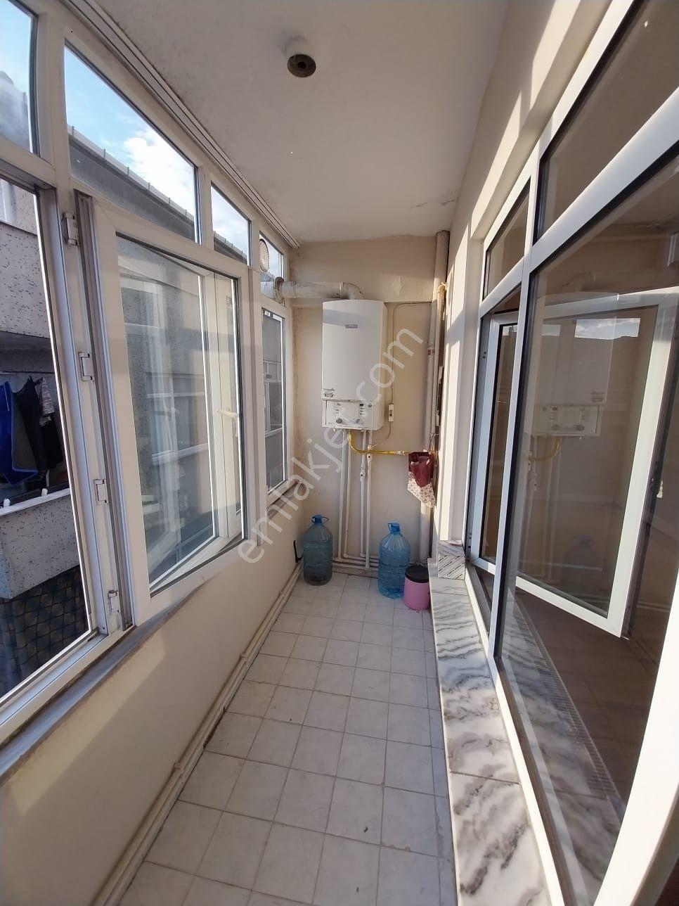 Sultan Muratta Satılık 2+1 75m2 Balkonlu Fırsat Daire — fotoğraf 18