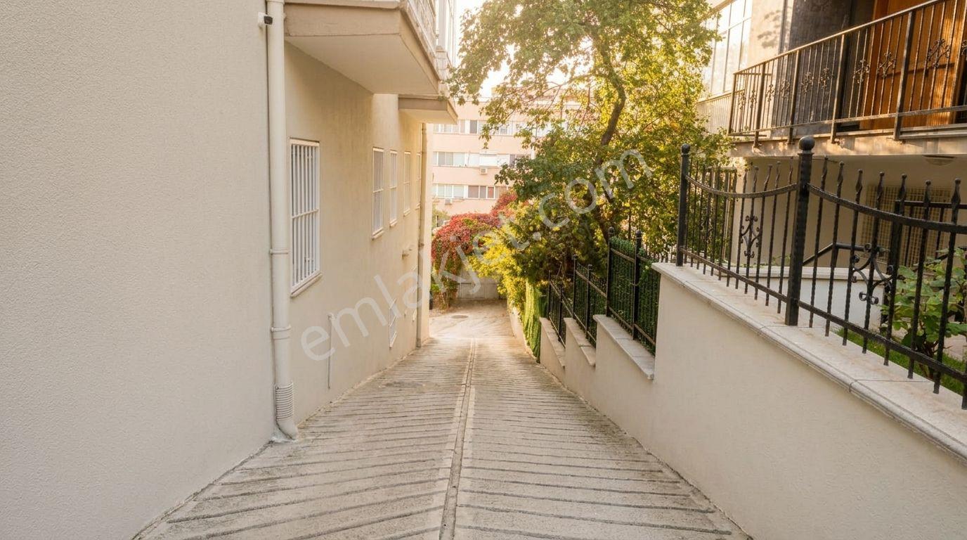 Cinnahta Cadde Cepheli Otoparklı Satılık 2+1 Daire — fotoğraf 21