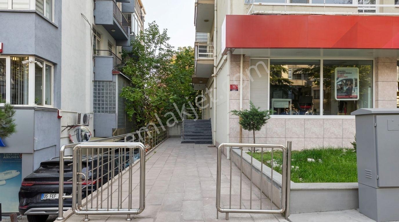 Cinnahta Cadde Cepheli Otoparklı Satılık 2+1 Daire — fotoğraf 22