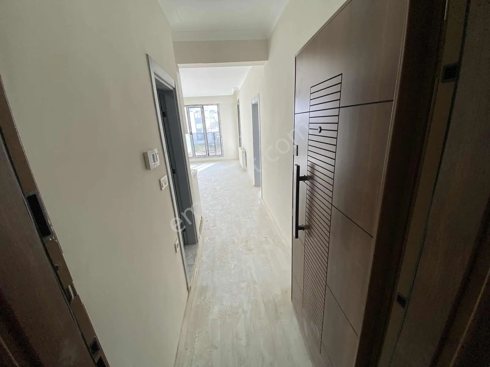 Merkezde Asansörlü Uygun Fiyatlı Kullanışlı 1+1 Daire — fotoğraf 2