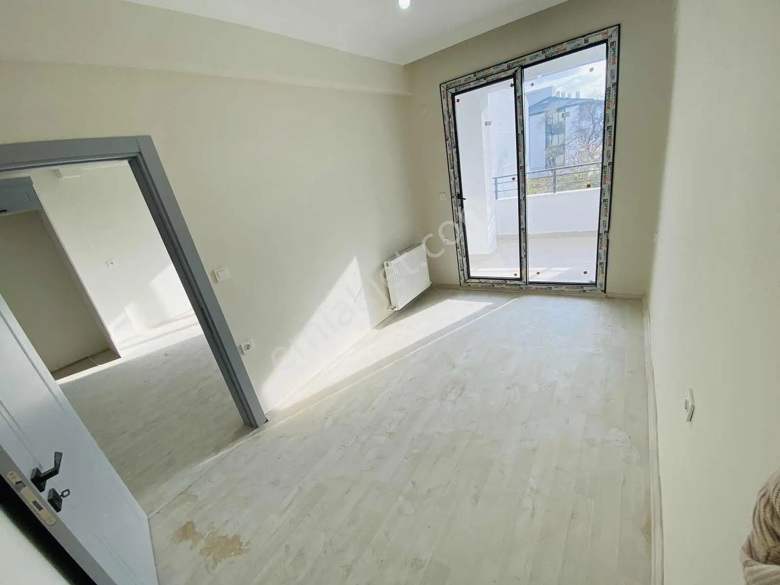 Merkezde Asansörlü Uygun Fiyatlı Kullanışlı 1+1 Daire — fotoğraf 14