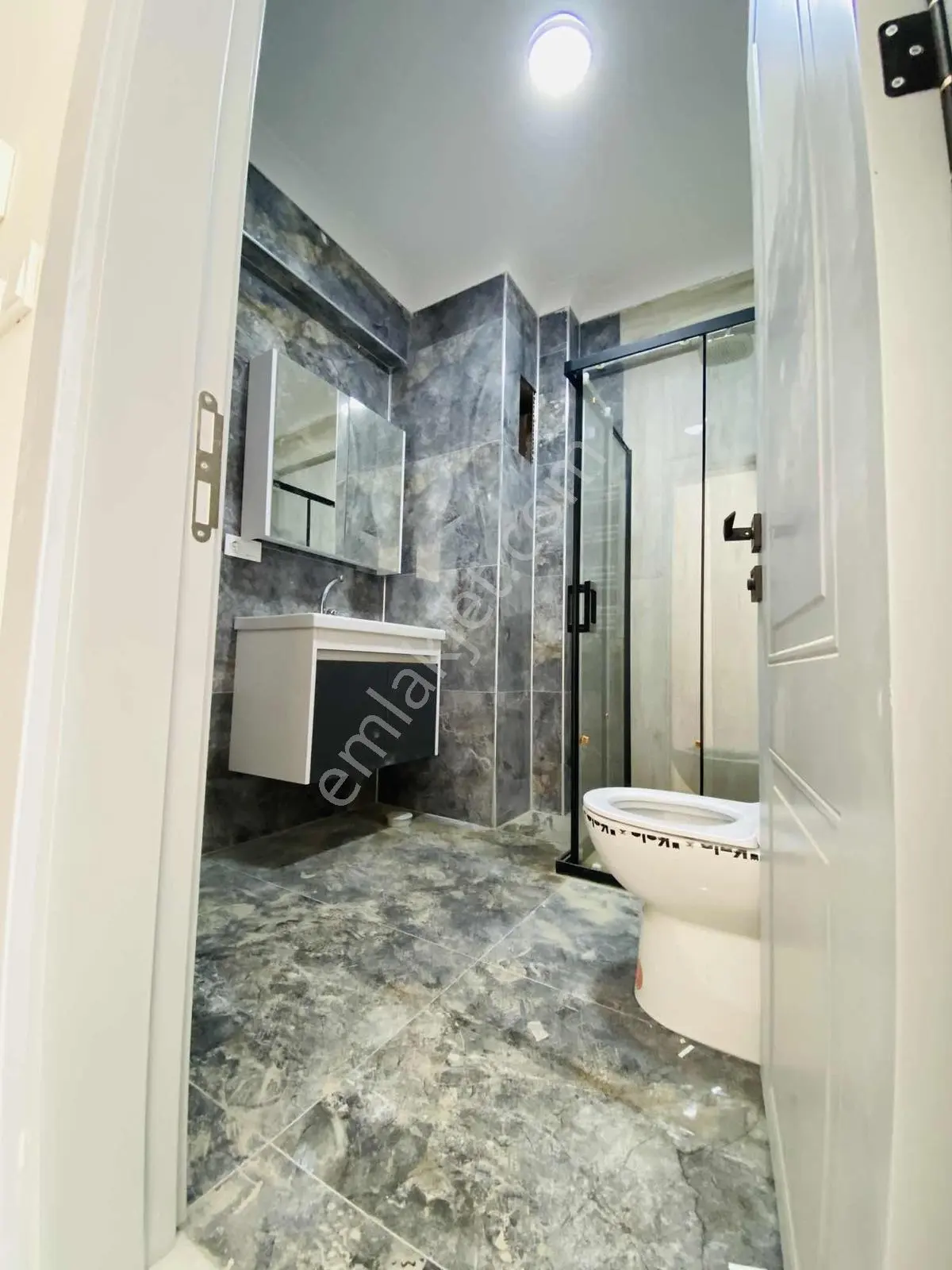 Merkezde Asansörlü Uygun Fiyatlı Kullanışlı 1+1 Daire — fotoğraf 18