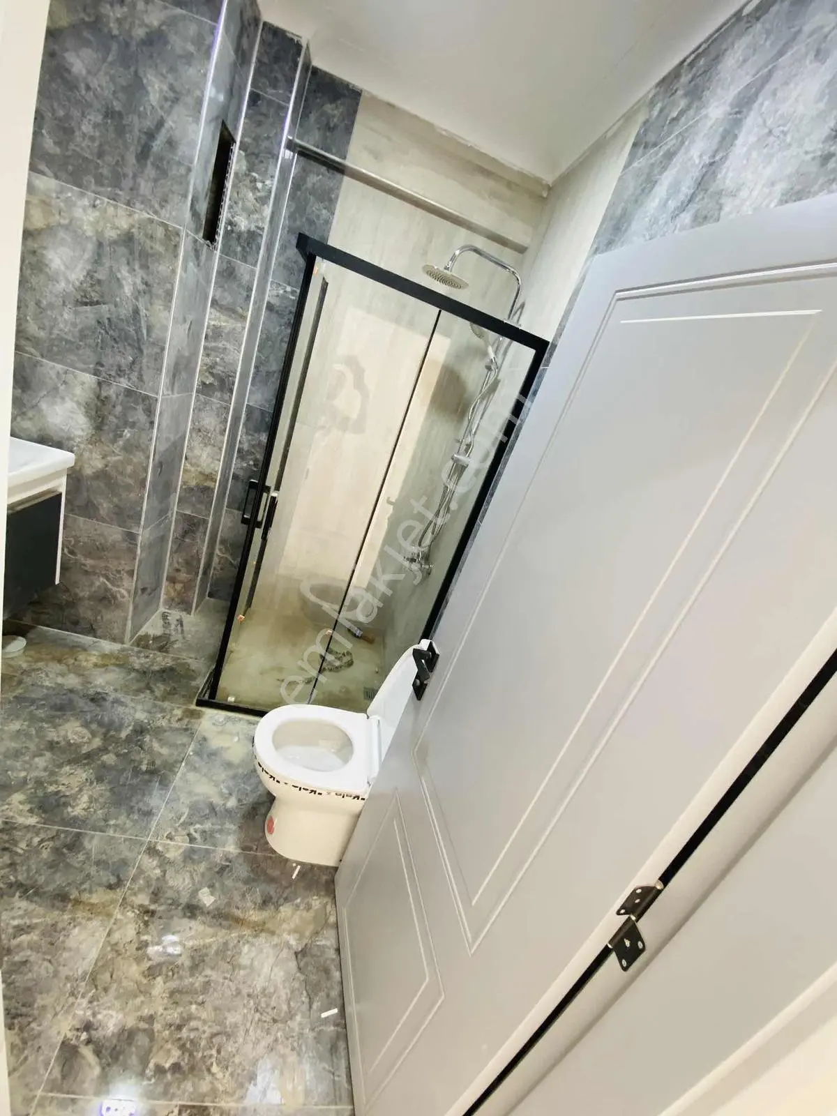Merkezde Asansörlü Uygun Fiyatlı Kullanışlı 1+1 Daire — fotoğraf 19