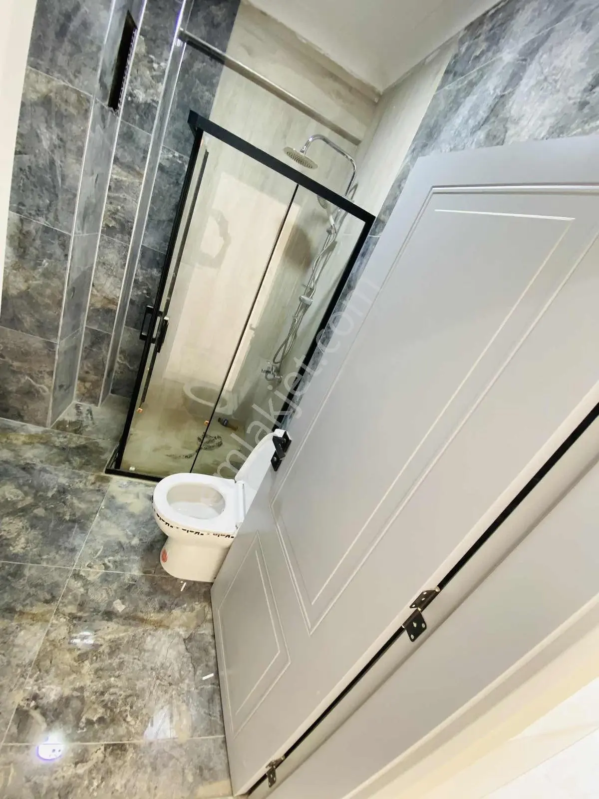 Merkezde Asansörlü Uygun Fiyatlı Kullanışlı 1+1 Daire — fotoğraf 20