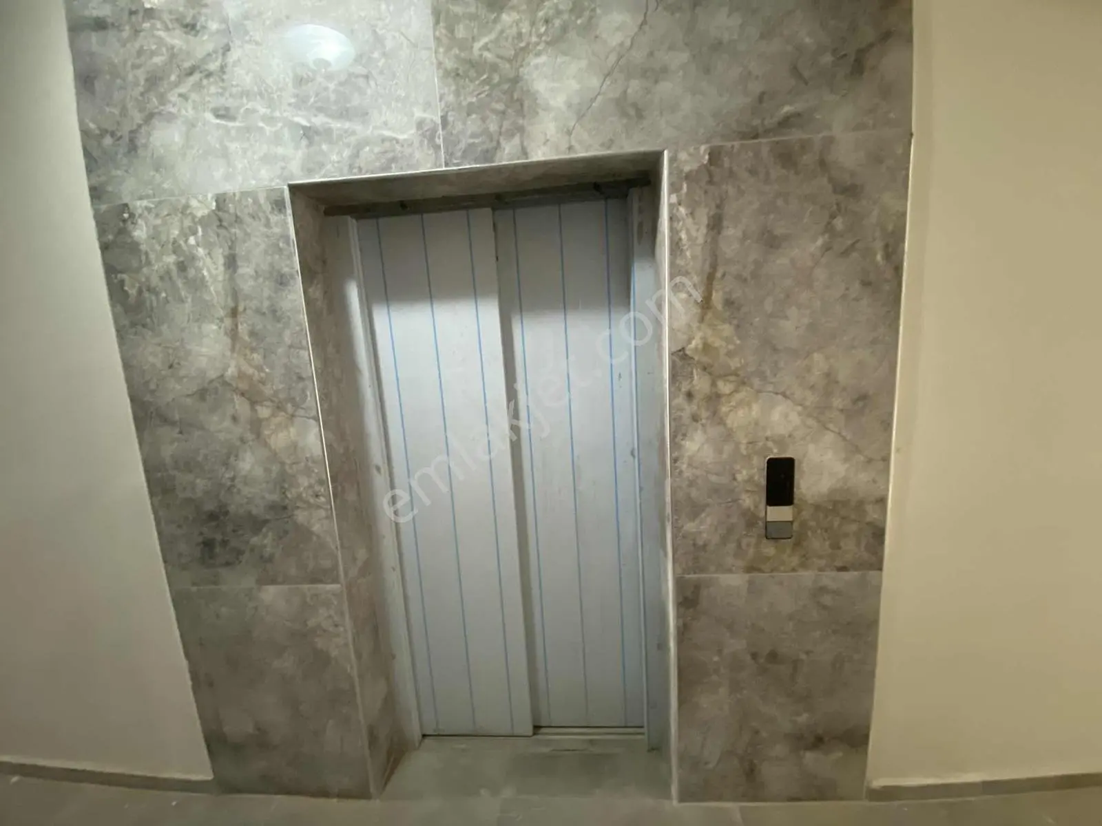 Merkezde Asansörlü Uygun Fiyatlı Kullanışlı 1+1 Daire — fotoğraf 28