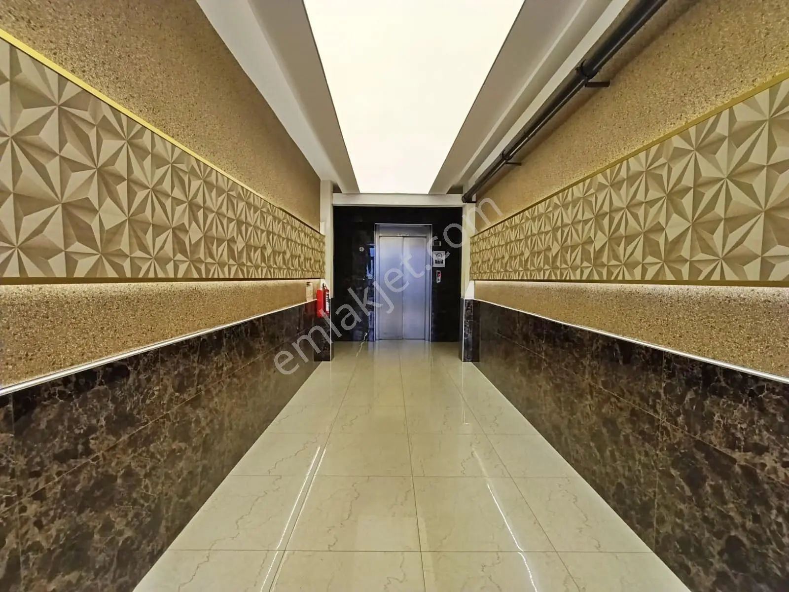 ▀güç'ten Akçayda Havuzlu Otoparklı Full Eşyalı Kelepir Lüx Daire — fotoğraf 15