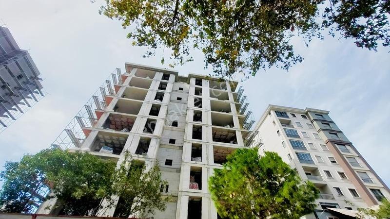 Bostancı Eminali Paşa Metrosu Yakın Satılık 3+1 Arakat Daire