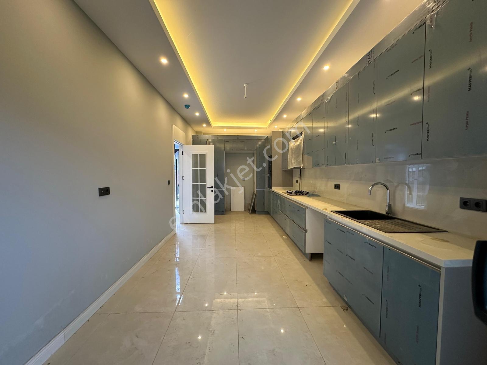 Kartepe Premıum Lıfe Sit. Satılık Ultra Lüks Villa — fotoğraf 11