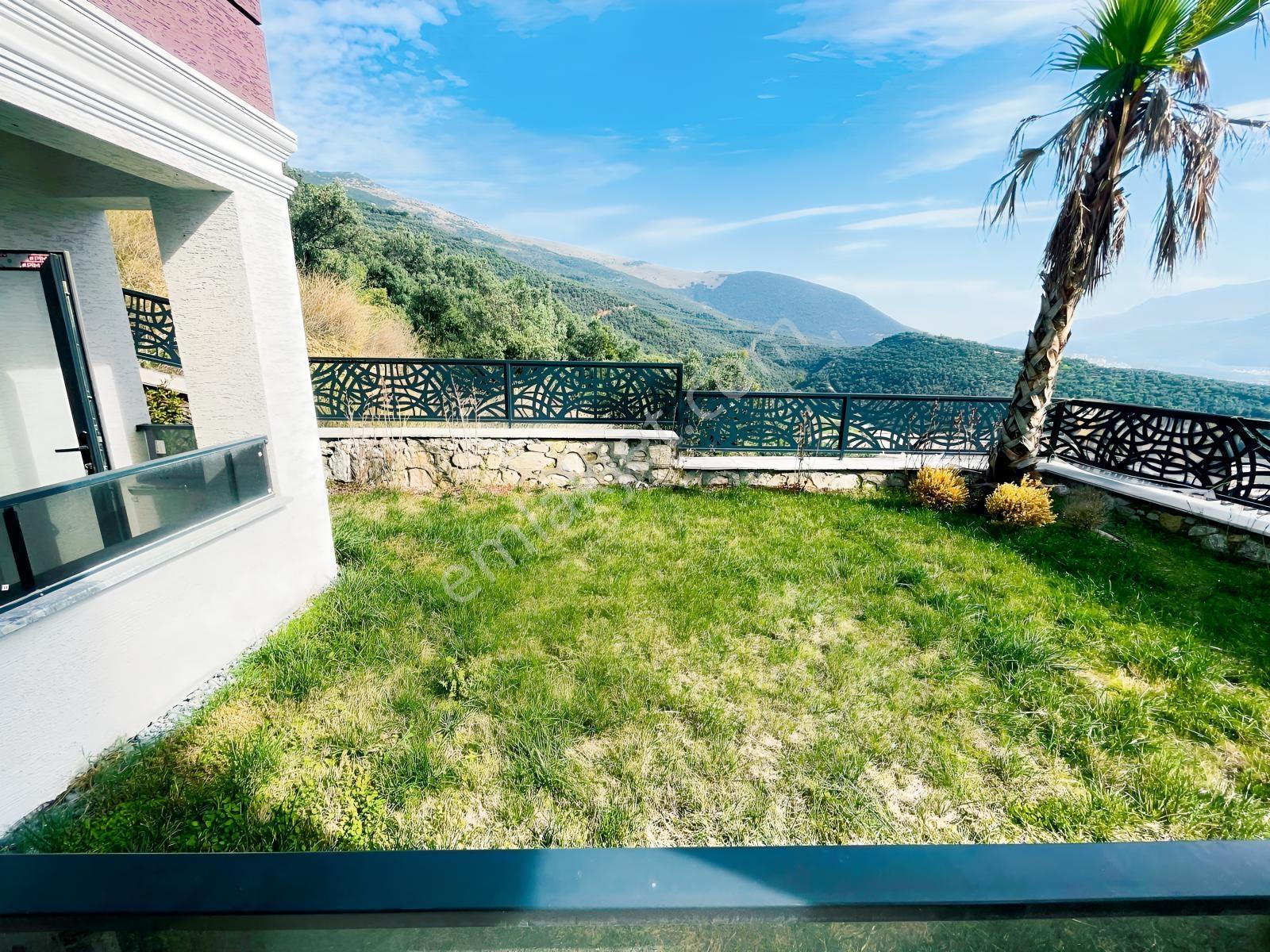 Özkandan Havuzlu Sitede Müstakil Bahçe 3+1 145 M² Satılık Daire — fotoğraf 5