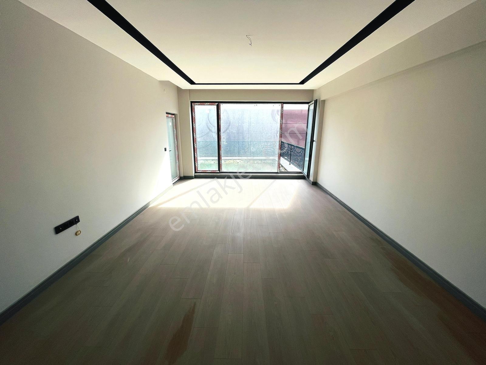 Özkandan Havuzlu Sitede Müstakil Bahçe 3+1 145 M² Satılık Daire — fotoğraf 18
