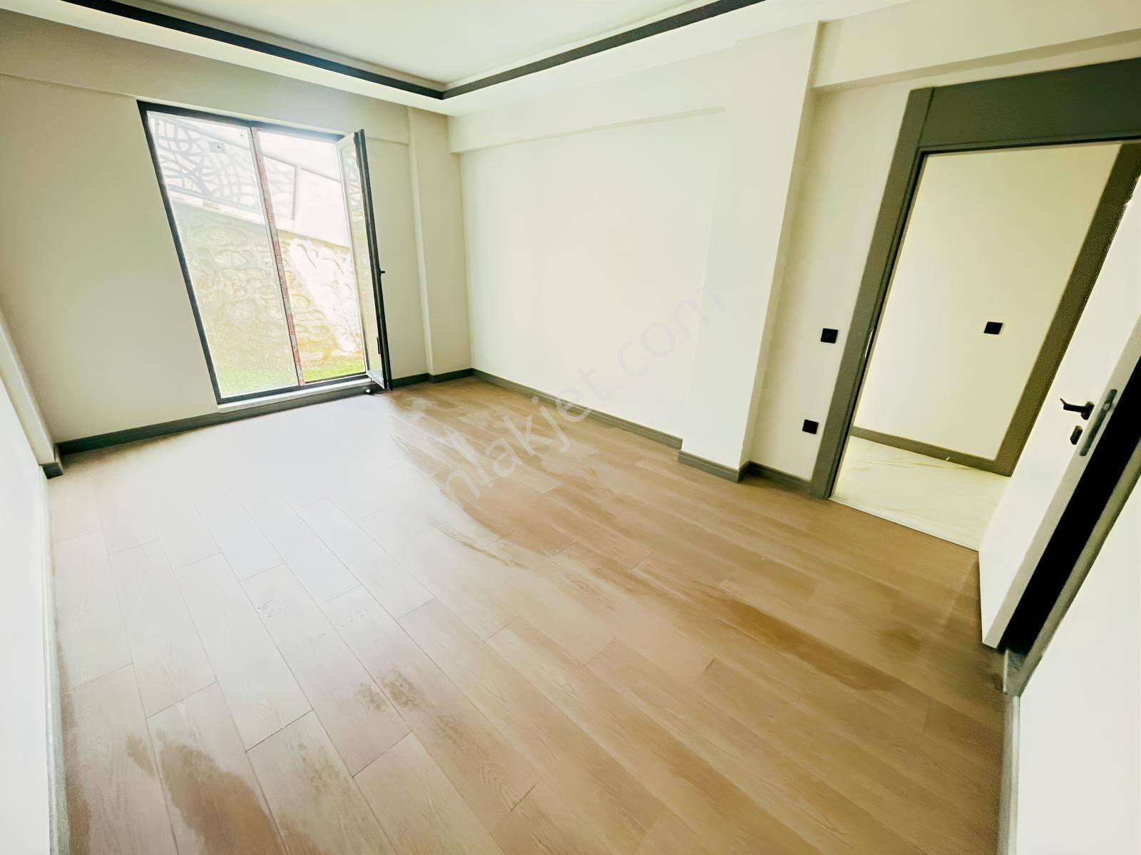 Özkandan Havuzlu Sitede Müstakil Bahçe 3+1 145 M² Satılık Daire — fotoğraf 23