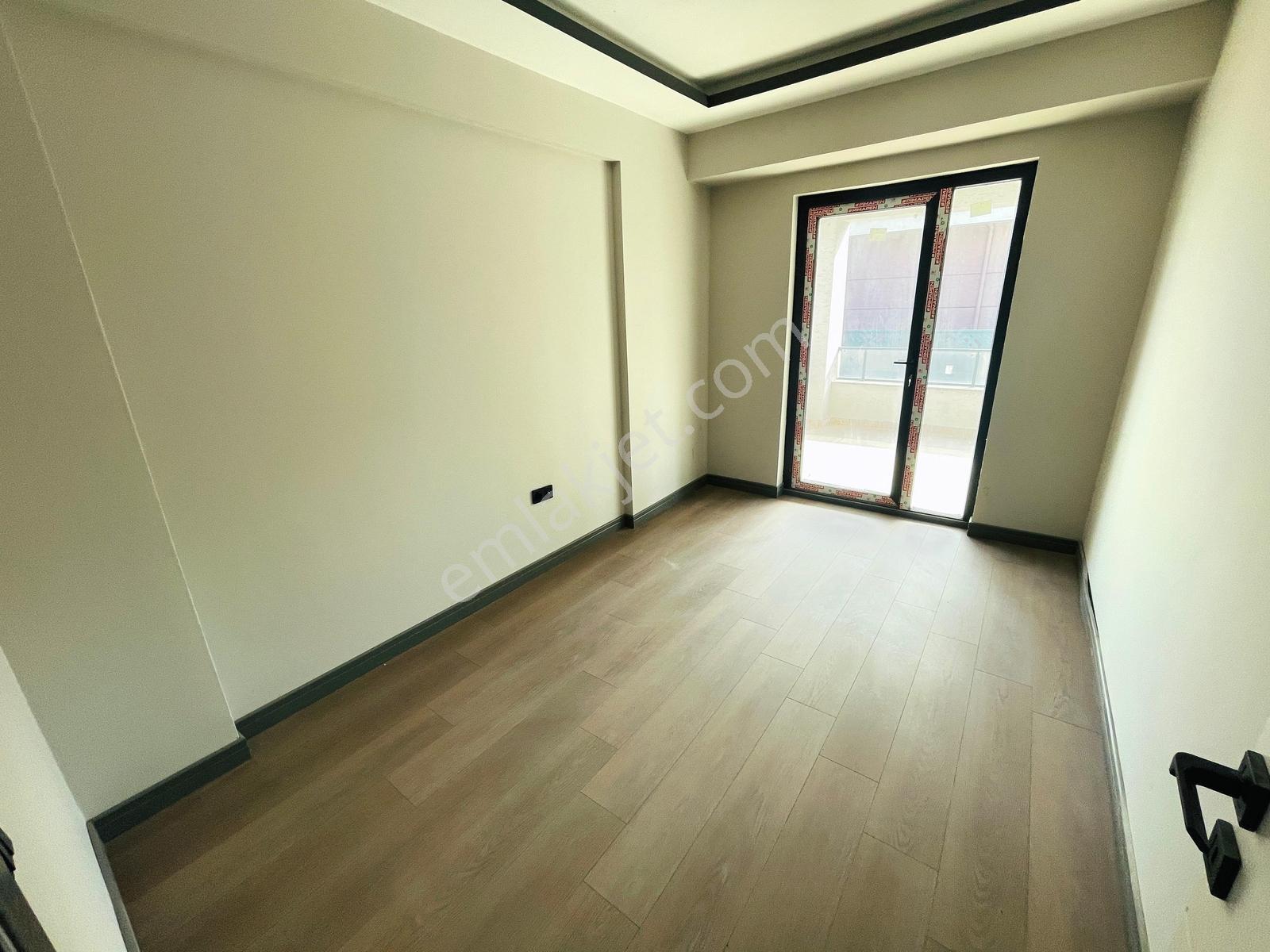 Özkandan Havuzlu Sitede Müstakil Bahçe 3+1 145 M² Satılık Daire — fotoğraf 28