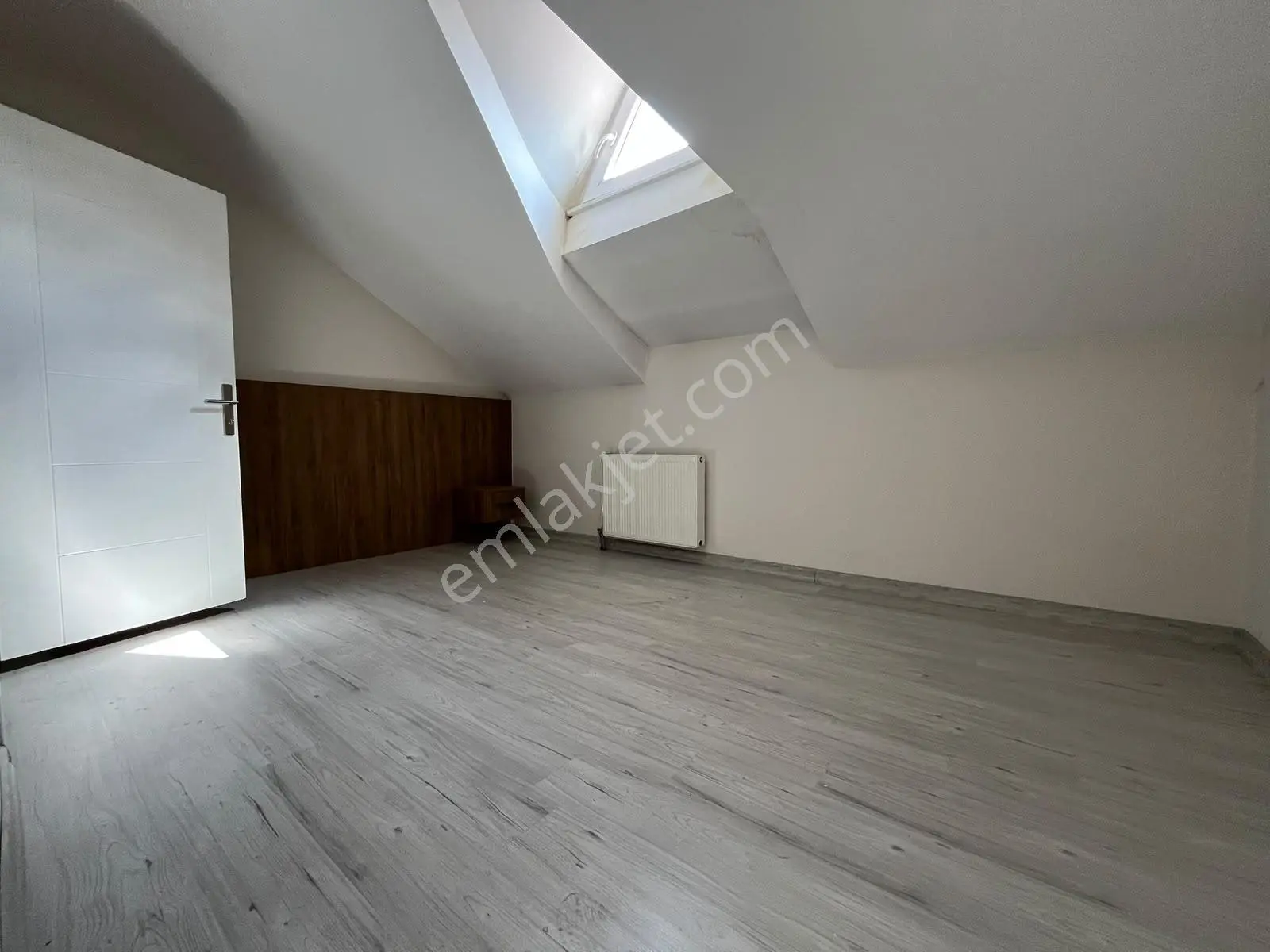 Metro 1 Dk Pendikte Deniz Manzaralı Bölgenin En Geniş 4+2 Daire — fotoğraf 31