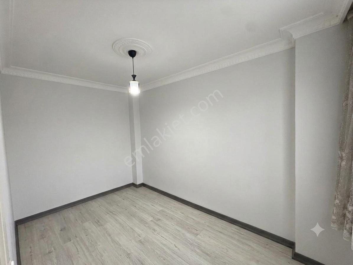 Esenyurt Çınar Mah.bağlarçeşme Satılık 2+1 90 M2 Daire — fotoğraf 8