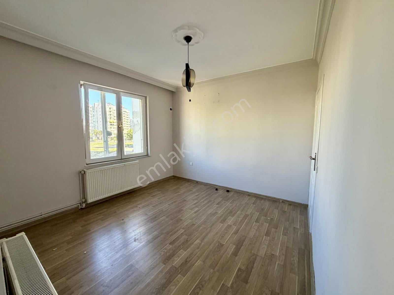 Fenerde Yüzme Havuzlu Site İçerisinde 3+1 Arakat Daire — fotoğraf 19