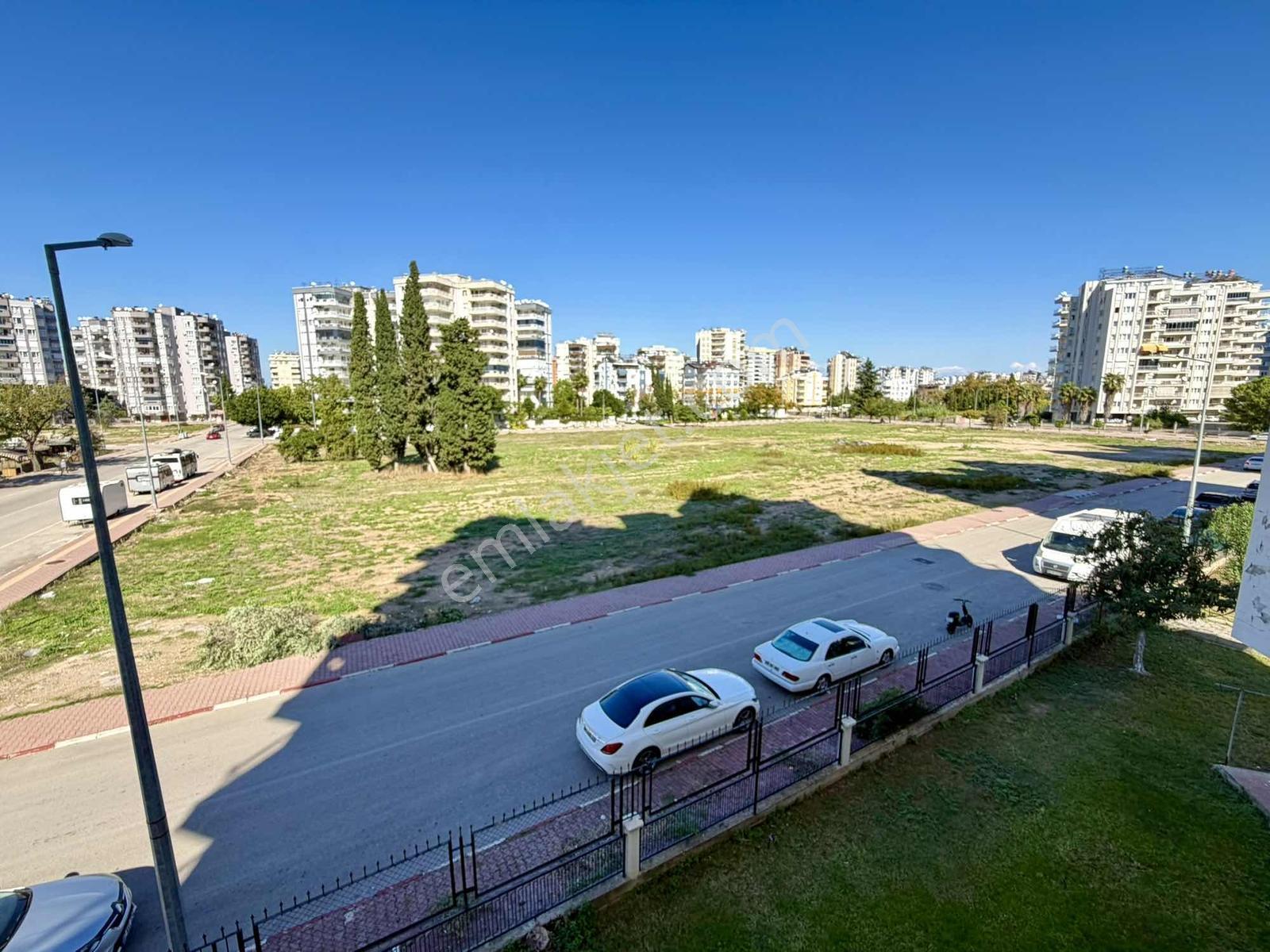 Fenerde Yüzme Havuzlu Site İçerisinde 3+1 Arakat Daire — fotoğraf 20