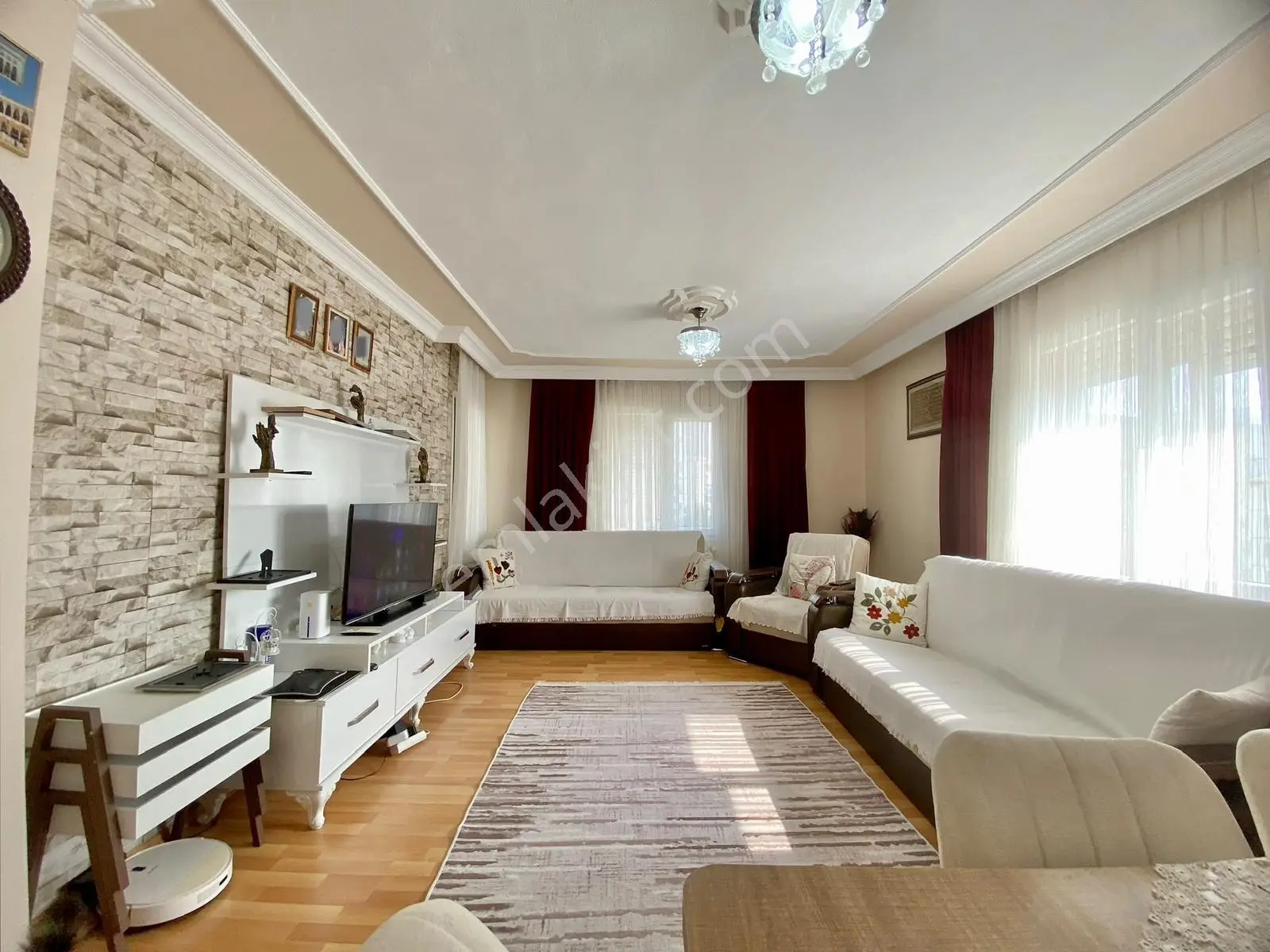 Harmandalı Pazar Yerinde Geniş 3+1 Satılık Daire — fotoğraf 6