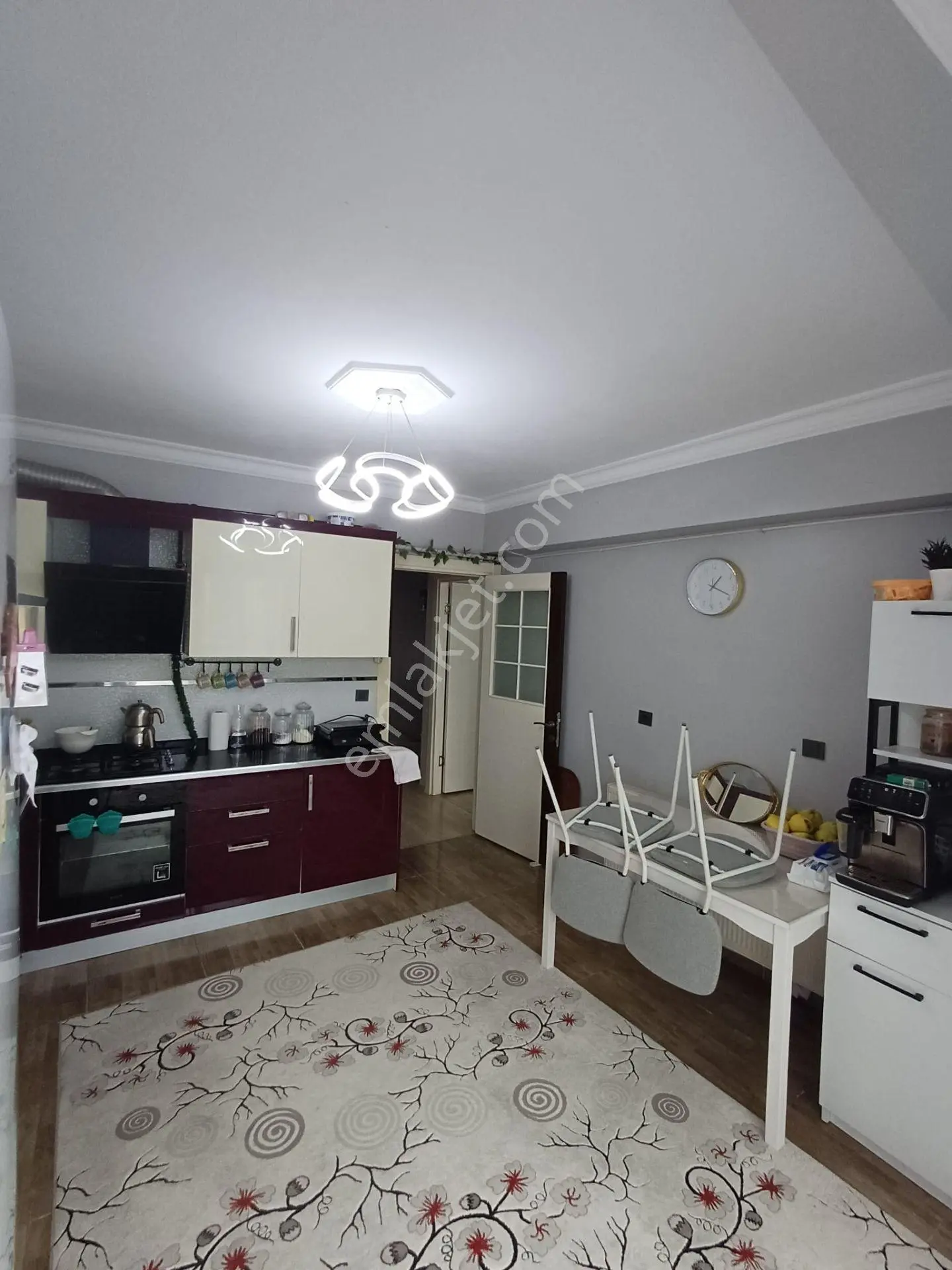 Buca Laleli'de Fuzulev-eminevim Uygun 2+1 110m2 Çif Balkonlu Genç Lüx Satılık Daire — fotoğraf 3