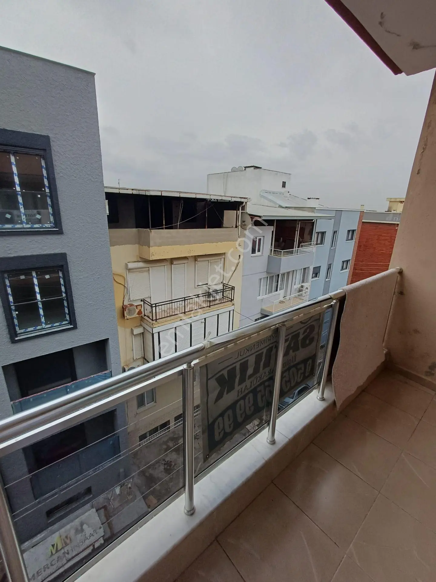 Buca Laleli'de Fuzulev-eminevim Uygun 2+1 110m2 Çif Balkonlu Genç Lüx Satılık Daire — fotoğraf 5