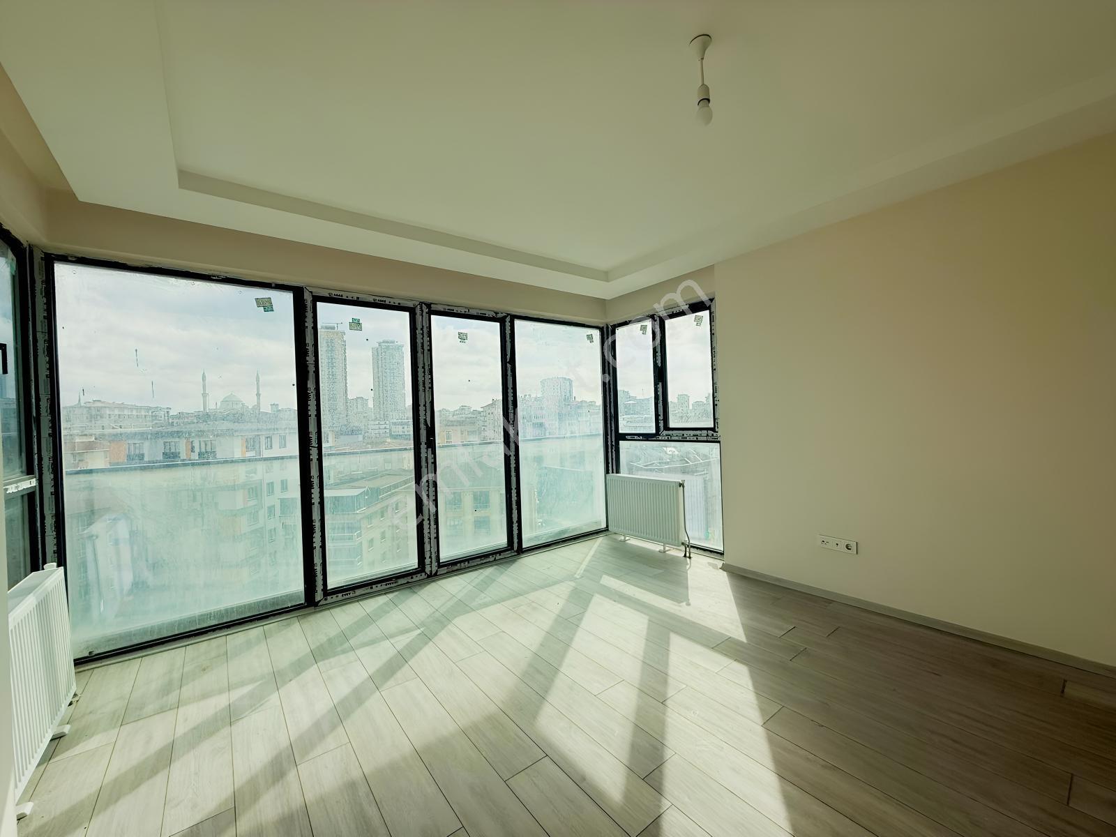 Remax Anı 'dan Kartal Acron Twins Sit. 'de Satılık 3+1 Daire — fotoğraf 11