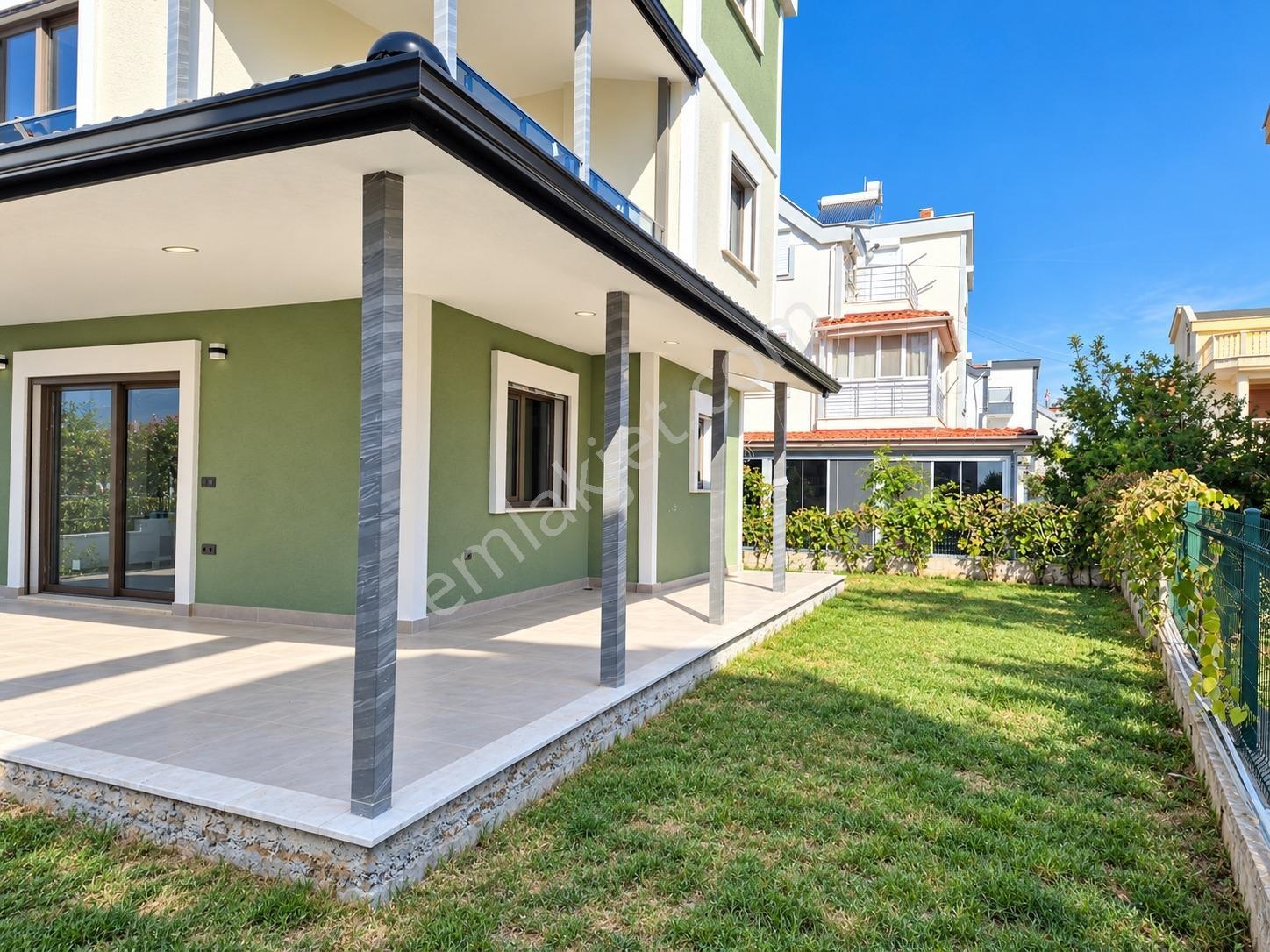 Umas Solutıondan Plaja 150 Mt - Muhteşem Konum - 4+1 Sıfır Villa — fotoğraf 4