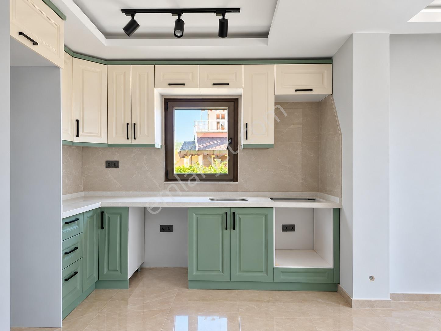Umas Solutıondan Plaja 150 Mt - Muhteşem Konum - 4+1 Sıfır Villa — fotoğraf 8