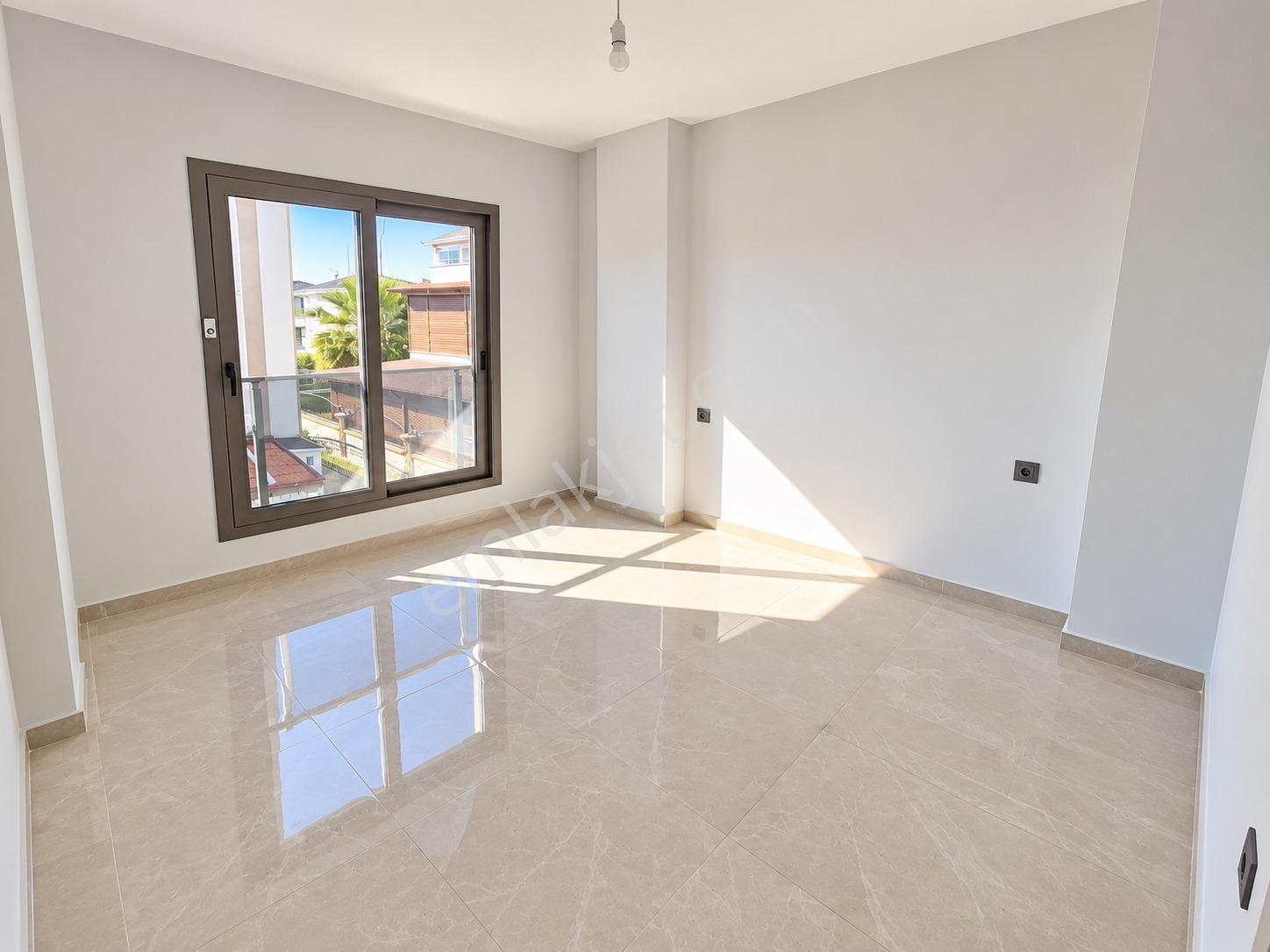Umas Solutıondan Plaja 150 Mt - Muhteşem Konum - 4+1 Sıfır Villa — fotoğraf 10