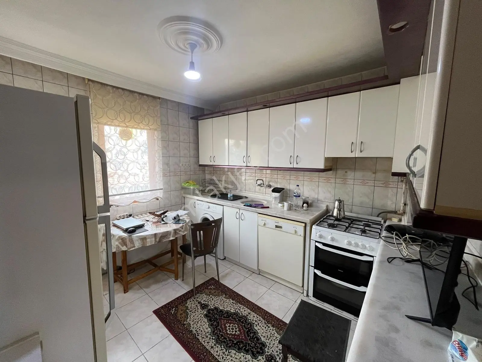 Nova'dan Hürriyet Caddesinde 3+1 Cepheleri Açık Daire — fotoğraf 3