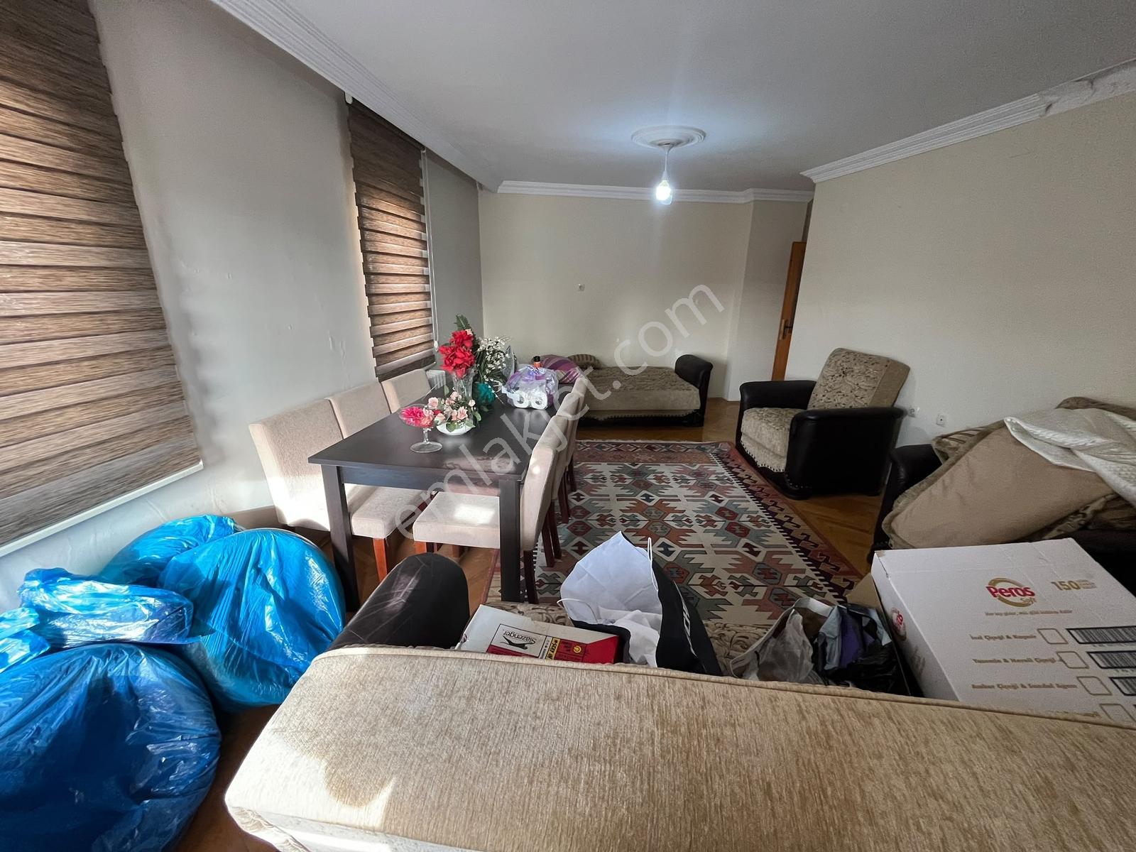 Nova'dan Hürriyet Caddesinde 3+1 Cepheleri Açık Daire — fotoğraf 6