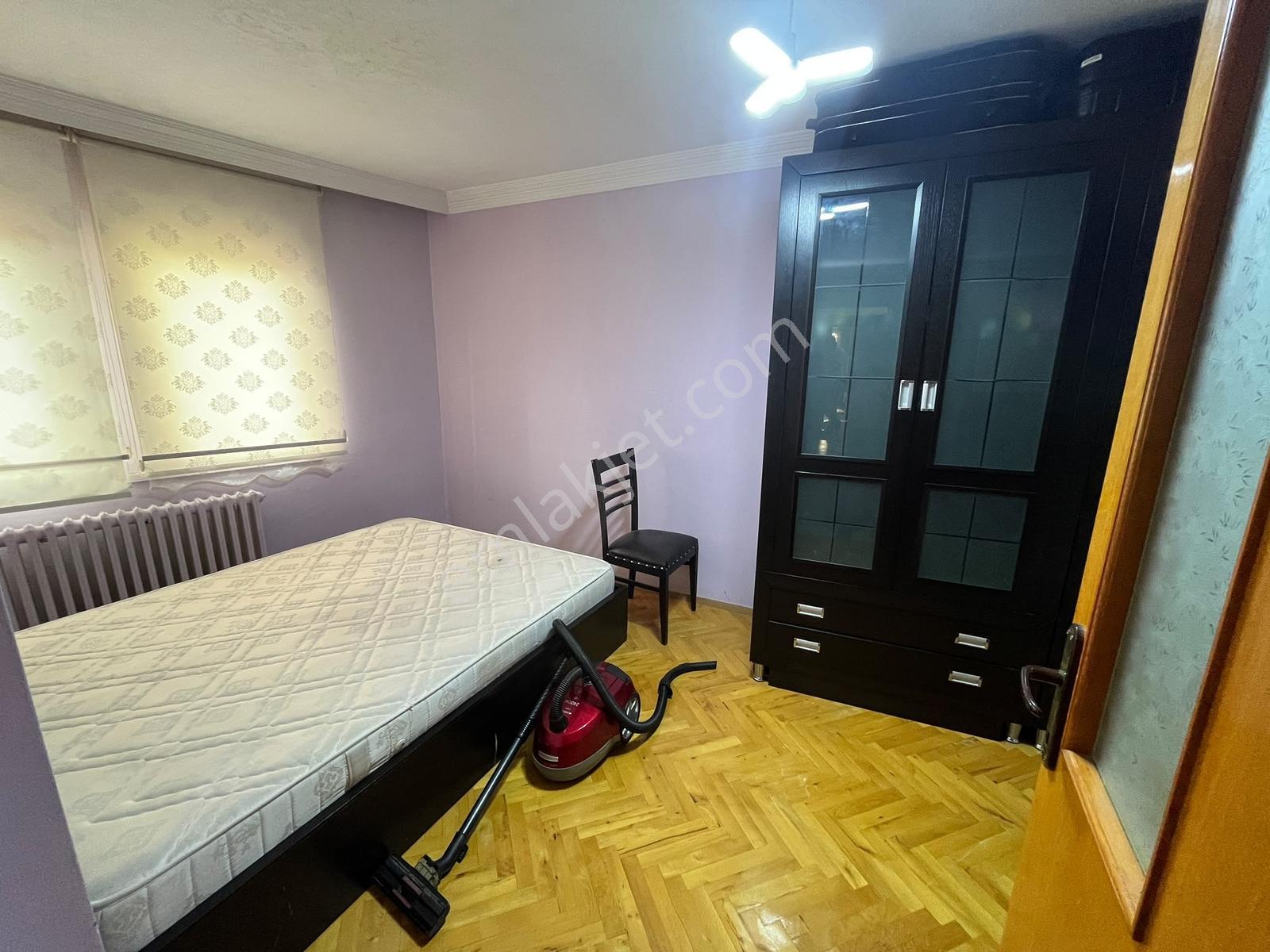 Nova'dan Hürriyet Caddesinde 3+1 Cepheleri Açık Daire — fotoğraf 15