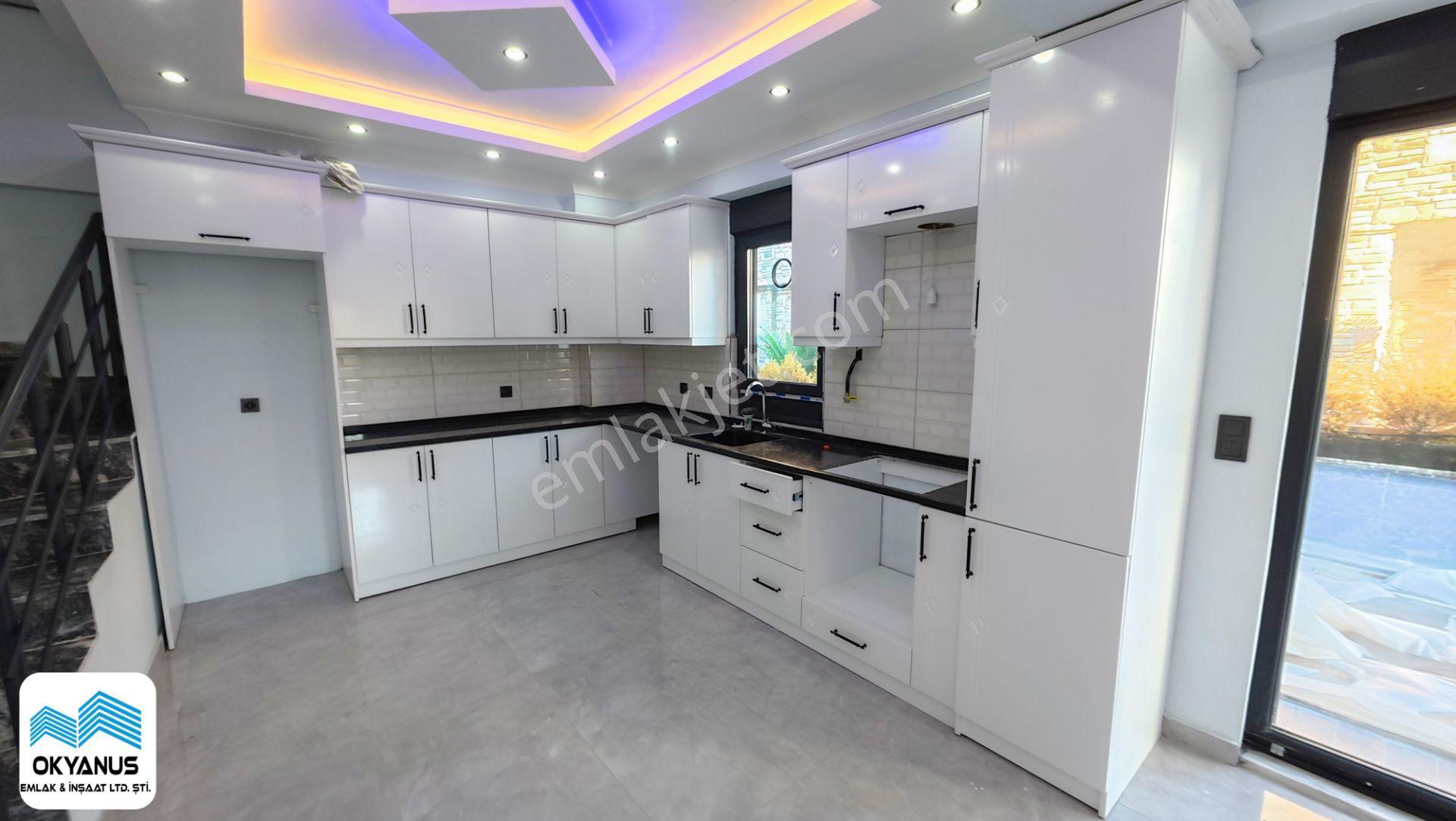 Sakarya Kocaali De Yalı Mah De Denize 2 Parsel Havuzlu Müstakil 4+1 — fotoğraf 11