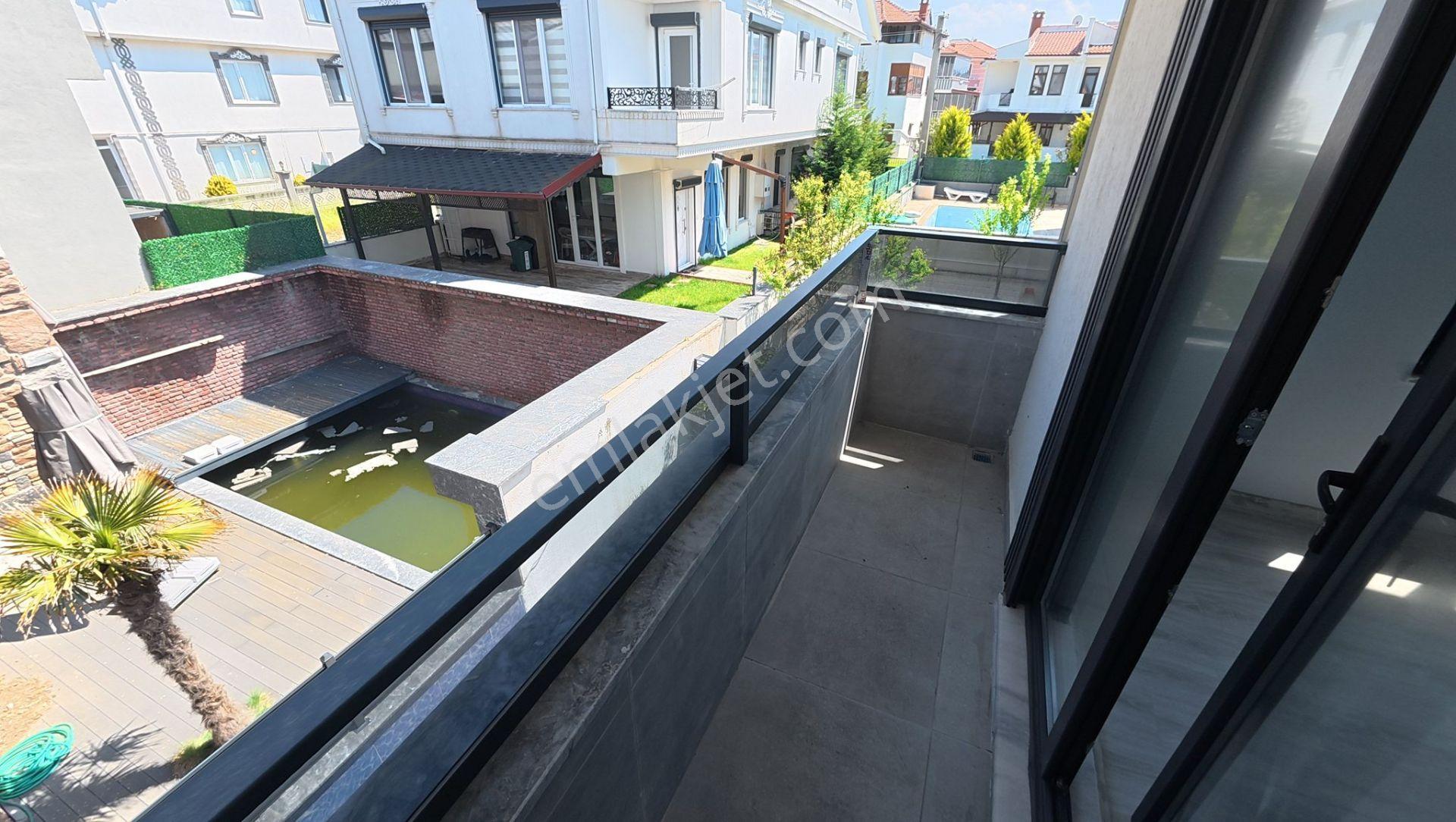 Sakarya Kocaali De Yalı Mah De Denize 2 Parsel Havuzlu Müstakil 4+1 — fotoğraf 27