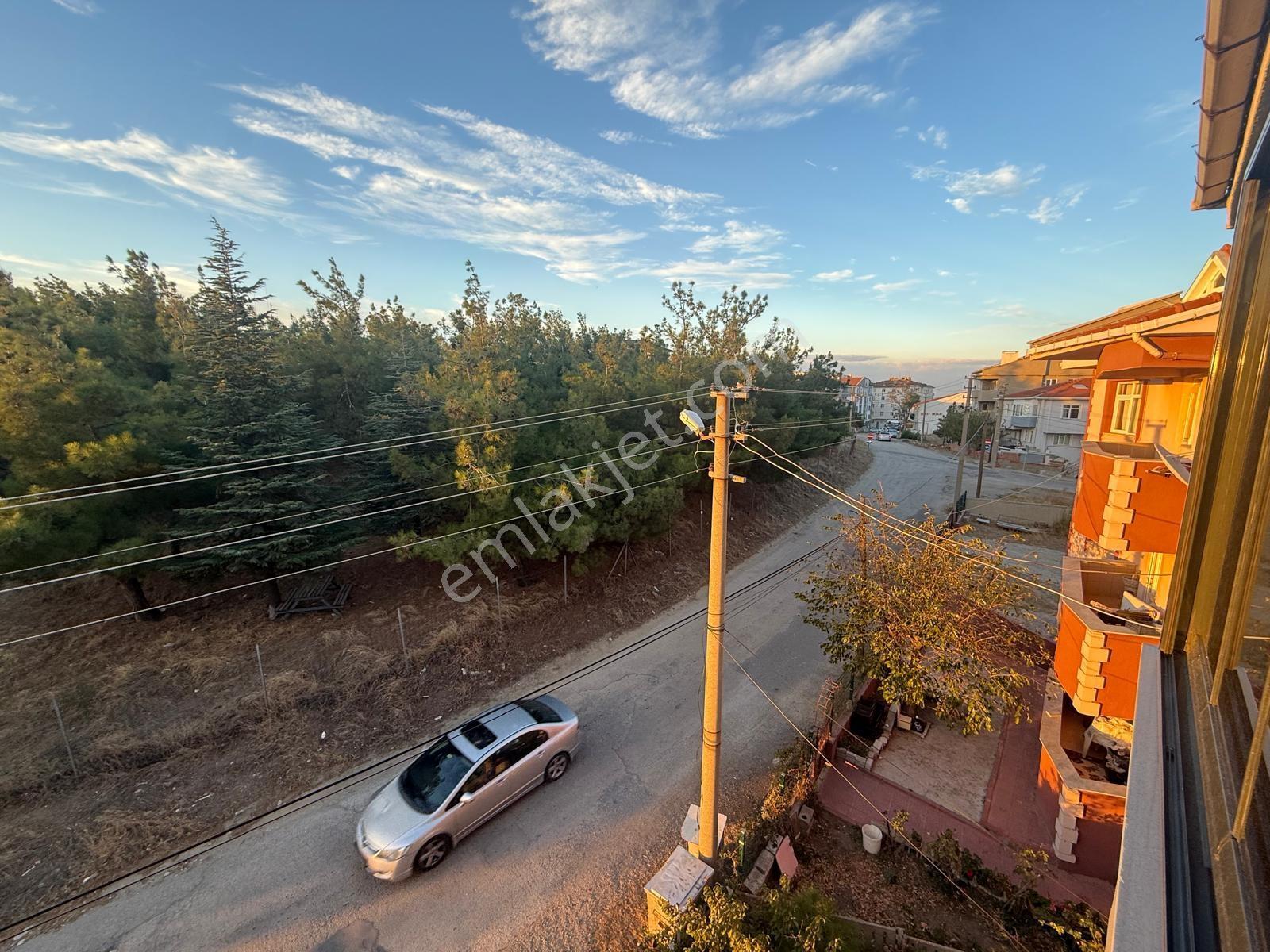Ege Emlaktan Aşağı Zaferıye Mahallesı'nde Genış Ve Ferah — fotoğraf 17