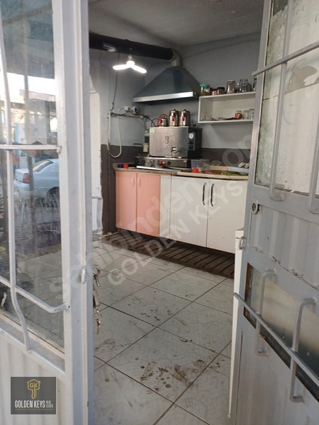 Bergama 1.sanayi Sitesi Satılık 2 Katlı Köşe Dükkan Kiracılı — fotoğraf 3
