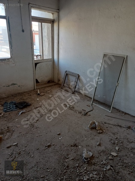 Bergama 1.sanayi Sitesi Satılık 2 Katlı Köşe Dükkan Kiracılı — fotoğraf 16