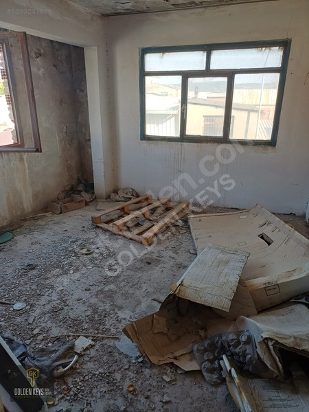 Bergama 1.sanayi Sitesi Satılık 2 Katlı Köşe Dükkan Kiracılı — fotoğraf 22