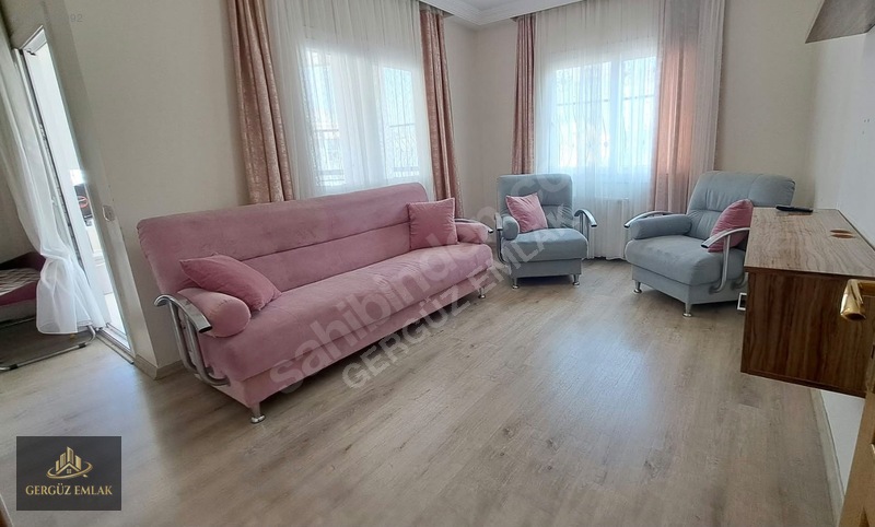 Hayal Park Civarında Geniş Ve Ferah Oturumlu 4+1 Satılık Daire — fotoğraf 4