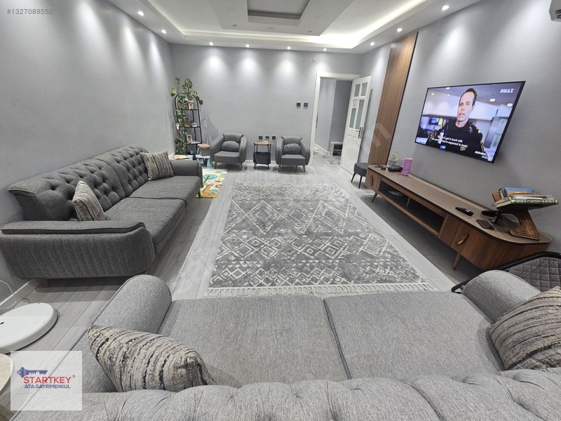 Karabağlar Gülyaka Mahallesi Çift Cepheli 3+1 Satılık Daire — fotoğraf 2